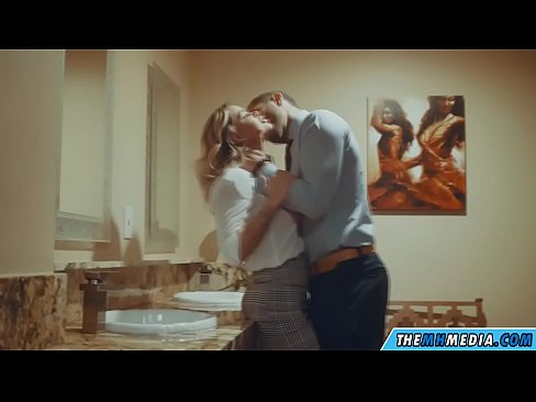 ❤️ Kung ang usa ka busty blonde naghaylo kanimo sa usa ka publiko nga kasilyas ☑ sluts sa amon ceb.porn-evooli.ru ☑